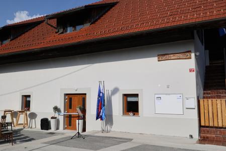 Odprtje prenovljenega Doma krajanov Godič - 1. del (3)